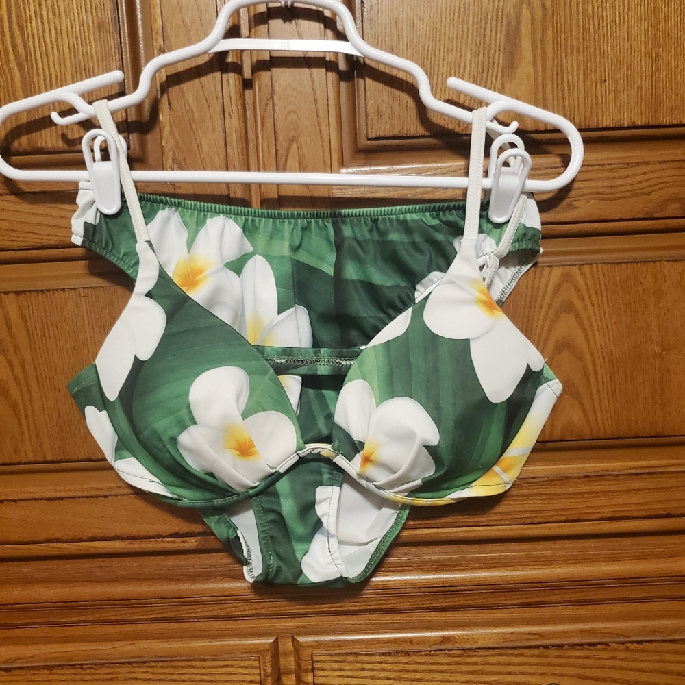 2 pcs swim suit Venus